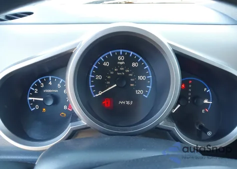 2010 Honda Element Lx z USA, uszkodzony, nr VIN 5J6YH2H35AL006358